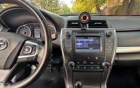 Toyota Camry, 2015 год, 2 100 000 рублей, 10 фотография