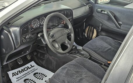 Volkswagen Passat B4, 1995 год, 319 000 рублей, 11 фотография