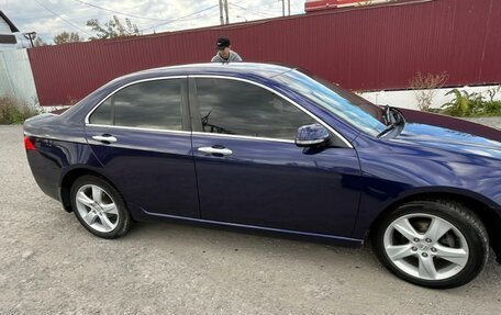 Honda Accord VII рестайлинг, 2004 год, 750 000 рублей, 1 фотография