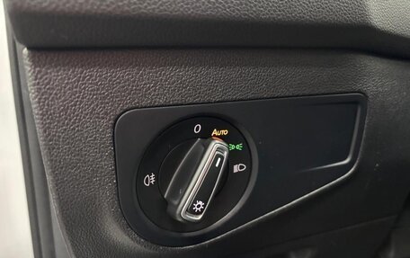 Volkswagen Tiguan II, 2021 год, 2 400 000 рублей, 15 фотография