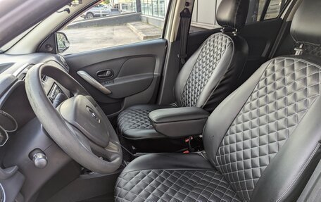 Renault Logan II, 2015 год, 699 000 рублей, 19 фотография