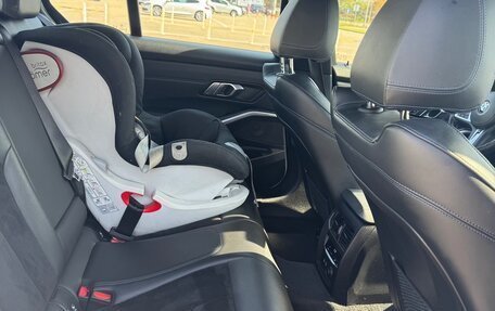 BMW 3 серия, 2019 год, 3 190 000 рублей, 13 фотография