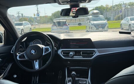 BMW 3 серия, 2019 год, 3 190 000 рублей, 14 фотография