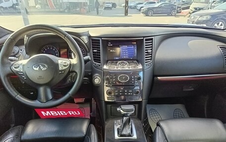 Infiniti FX II, 2010 год, 1 860 000 рублей, 19 фотография