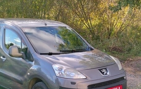 Peugeot Partner II рестайлинг 2, 2009 год, 530 000 рублей, 2 фотография