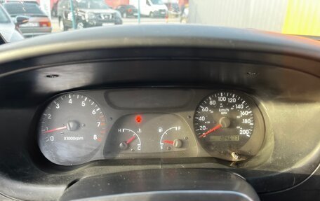 KIA Sportage IV рестайлинг, 2004 год, 388 000 рублей, 11 фотография