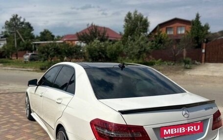 Mercedes-Benz E-Класс, 2010 год, 1 270 000 рублей, 7 фотография