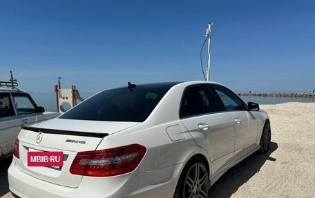 Mercedes-Benz E-Класс, 2010 год, 1 270 000 рублей, 14 фотография