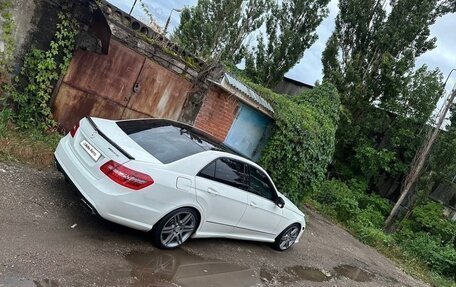 Mercedes-Benz E-Класс, 2010 год, 1 270 000 рублей, 18 фотография