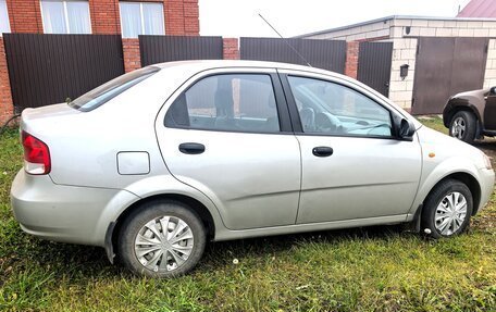 Chevrolet Aveo III, 2005 год, 297 000 рублей, 3 фотография