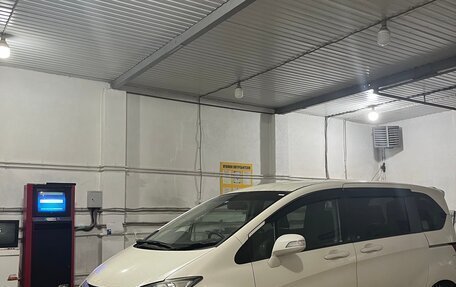 Honda Freed I, 2009 год, 1 100 000 рублей, 3 фотография