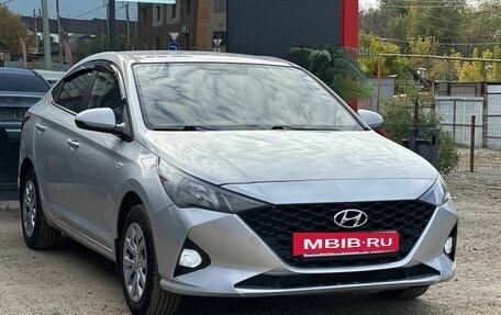 Hyundai Solaris II рестайлинг, 2021 год, 1 352 000 рублей, 3 фотография
