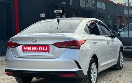Hyundai Solaris II рестайлинг, 2021 год, 1 352 000 рублей, 10 фотография