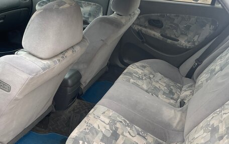 Mitsubishi Carisma I, 1998 год, 160 000 рублей, 7 фотография