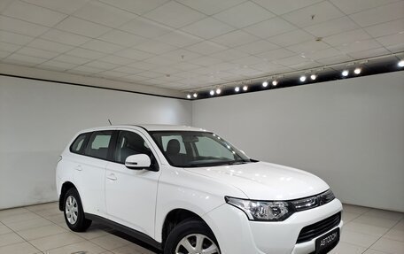 Mitsubishi Outlander III рестайлинг 3, 2013 год, 1 099 000 рублей, 3 фотография