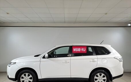 Mitsubishi Outlander III рестайлинг 3, 2013 год, 1 099 000 рублей, 5 фотография