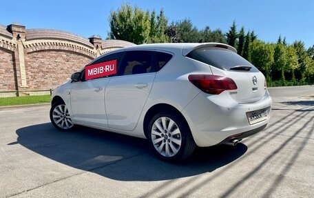 Opel Astra J, 2011 год, 640 000 рублей, 7 фотография