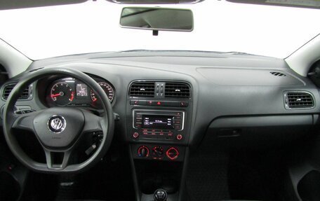Volkswagen Polo VI (EU Market), 2018 год, 950 000 рублей, 17 фотография