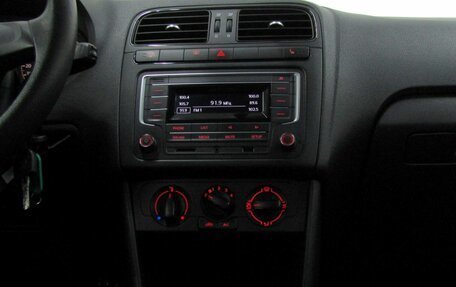 Volkswagen Polo VI (EU Market), 2018 год, 950 000 рублей, 19 фотография
