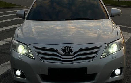 Toyota Camry, 2010 год, 1 250 000 рублей, 3 фотография