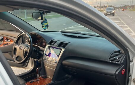 Toyota Camry, 2010 год, 1 250 000 рублей, 6 фотография