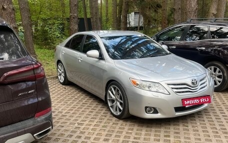 Toyota Camry, 2010 год, 1 250 000 рублей, 8 фотография
