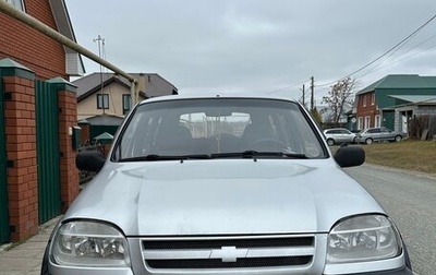 Chevrolet Niva I рестайлинг, 2003 год, 300 000 рублей, 1 фотография