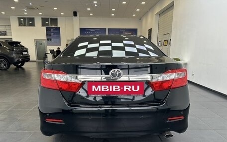 Toyota Camry, 2013 год, 1 530 000 рублей, 5 фотография