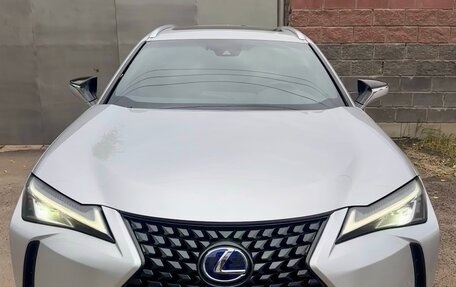 Lexus UX I, 2019 год, 3 000 000 рублей, 1 фотография