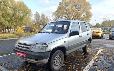 Chevrolet Niva I рестайлинг, 2004 год, 250 000 рублей, 1 фотография