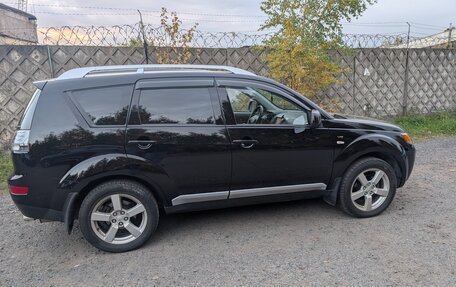 Mitsubishi Outlander III рестайлинг 3, 2008 год, 1 350 000 рублей, 6 фотография