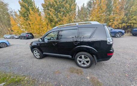 Mitsubishi Outlander III рестайлинг 3, 2008 год, 1 350 000 рублей, 10 фотография