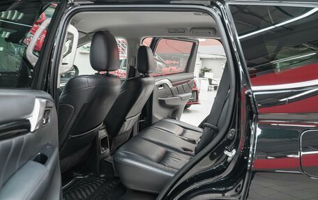 Mitsubishi Pajero Sport III рестайлинг, 2018 год, 2 399 000 рублей, 7 фотография