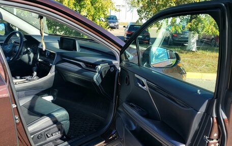 Lexus RX IV рестайлинг, 2018 год, 3 700 000 рублей, 16 фотография