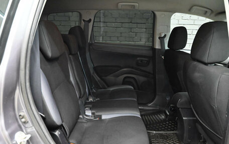 Mitsubishi Outlander III рестайлинг 3, 2010 год, 1 195 000 рублей, 11 фотография