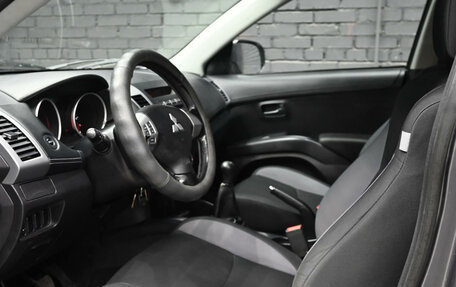Mitsubishi Outlander III рестайлинг 3, 2010 год, 1 195 000 рублей, 17 фотография