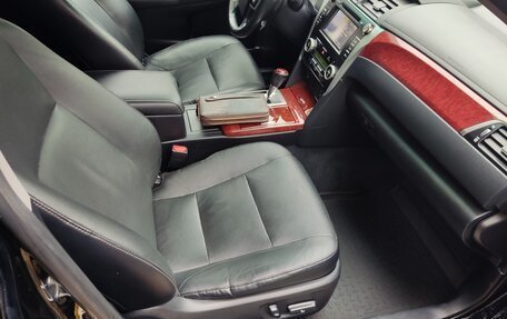 Toyota Camry, 2014 год, 1 800 000 рублей, 5 фотография