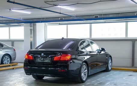 BMW 5 серия, 2015 год, 1 800 000 рублей, 4 фотография