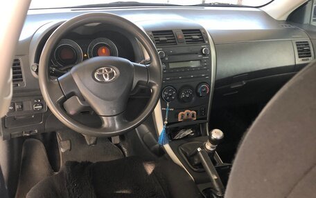 Toyota Corolla, 2009 год, 600 000 рублей, 13 фотография
