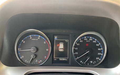 Toyota RAV4, 2018 год, 3 000 000 рублей, 15 фотография