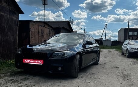 BMW 5 серия, 2013 год, 1 950 000 рублей, 2 фотография