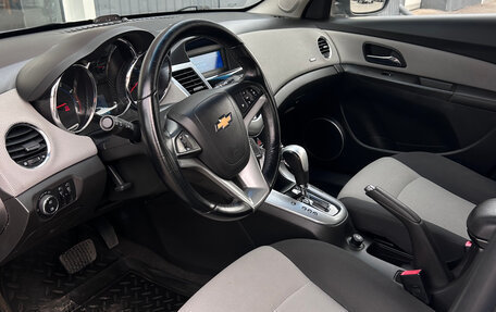 Chevrolet Cruze II, 2012 год, 880 000 рублей, 9 фотография
