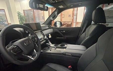 Lexus LX, 2025 год, 22 000 000 рублей, 3 фотография