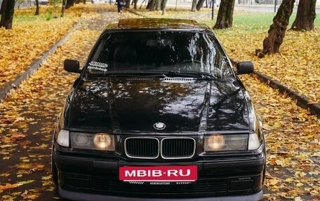 BMW 3 серия, 1994 год, 590 000 рублей, 3 фотография