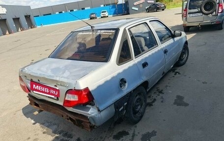 Daewoo Nexia I рестайлинг, 2010 год, 75 000 рублей, 3 фотография