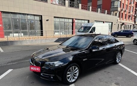BMW 5 серия, 2014 год, 2 000 000 рублей, 3 фотография
