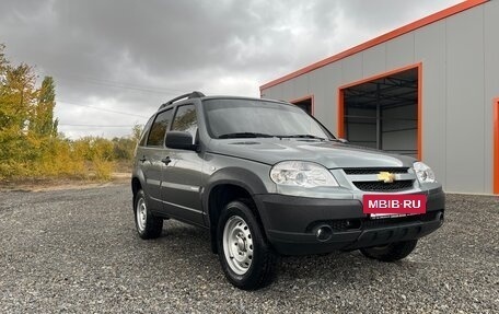 Chevrolet Niva I рестайлинг, 2013 год, 779 000 рублей, 2 фотография