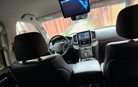 Toyota Land Cruiser 200, 2016 год, 7 350 000 рублей, 11 фотография
