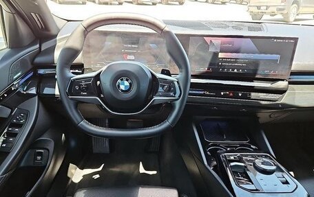 BMW 5 серия, 2025 год, 5 524 000 рублей, 12 фотография
