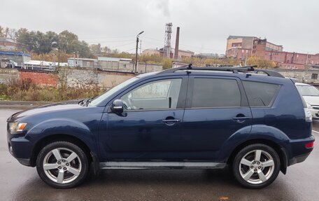 Mitsubishi Outlander III рестайлинг 3, 2011 год, 1 100 000 рублей, 2 фотография
